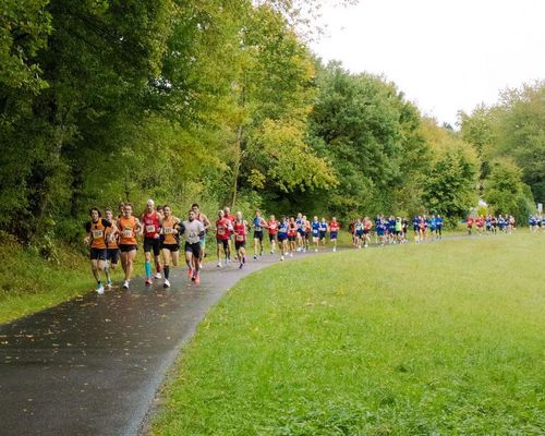Philipp Stuckhardt und Celine Stark sichern sich die Hessenmeistertitel im Halbmarathon