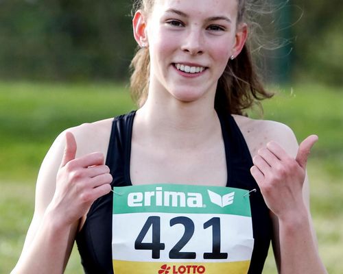 Jana Becker verbessert eigenen U16 Rekord